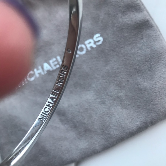 Michael Kors Bracelet Silver with heart - Picture 2 of 4